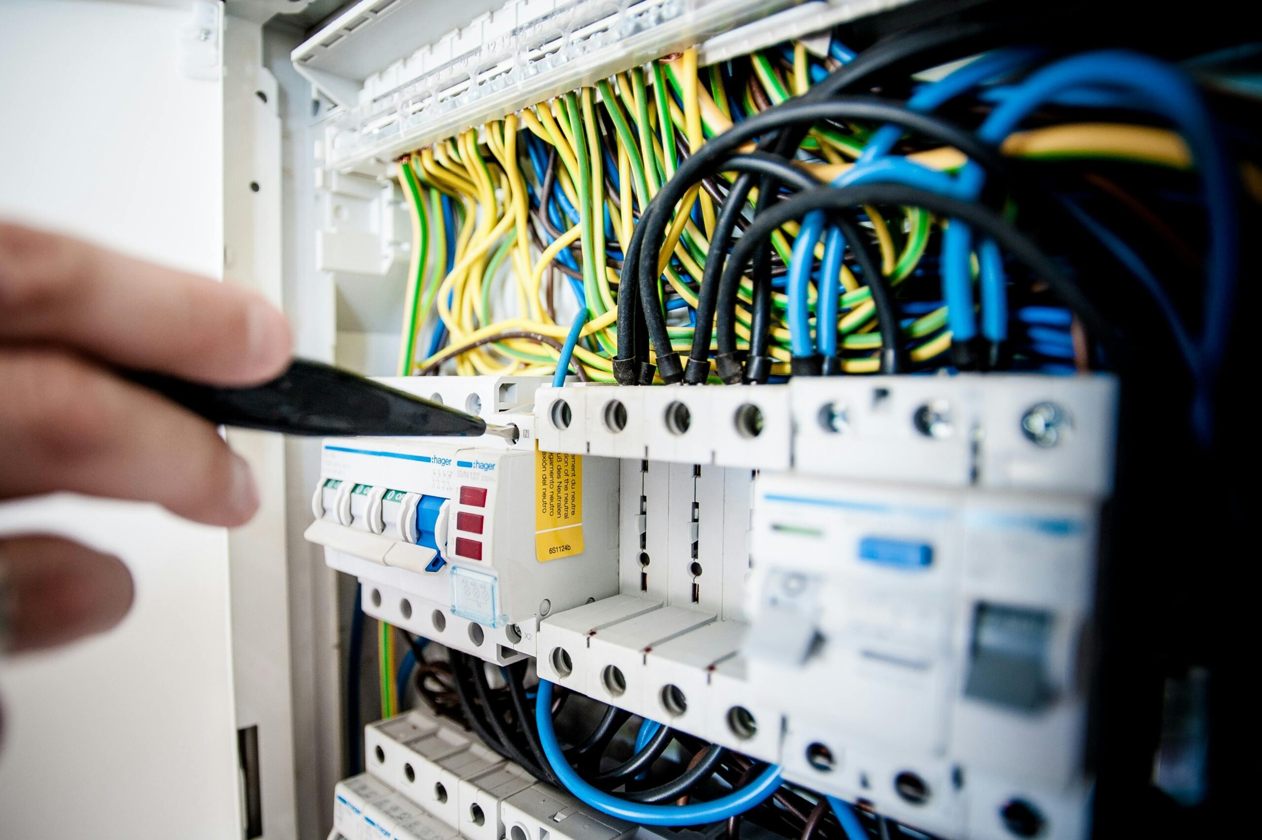 Electricidad y Respaldo
